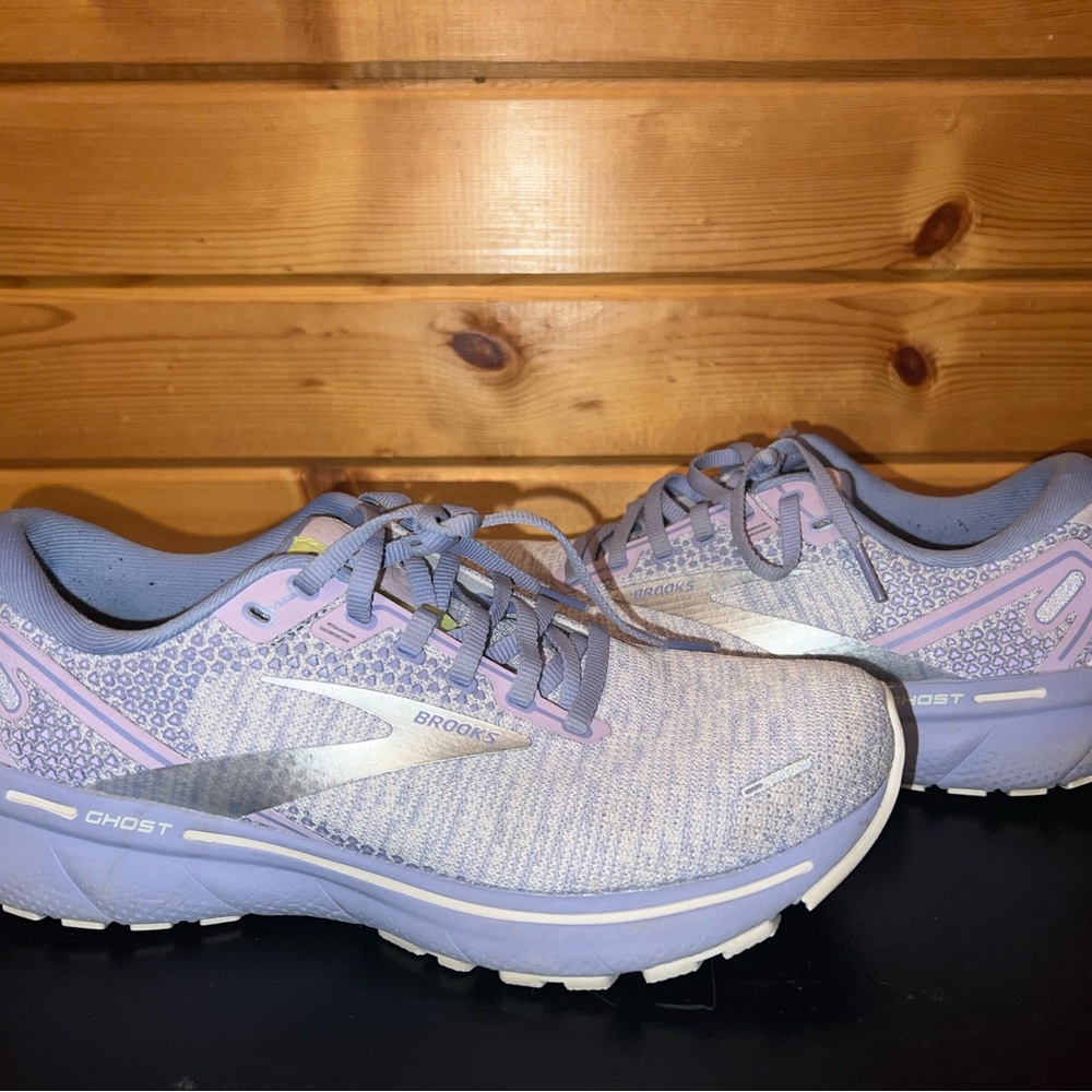 Brooks Ghost 14 Women’s Athletic Shoes